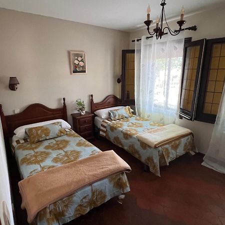 מלון La Pradera de Navalhorno Hostal Sabor Fusion מראה חיצוני תמונה